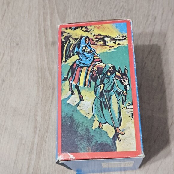 Vintage Miniature Plastic Nativity Scene Silver Glitter Christmas Retro - Picture 9 of 11